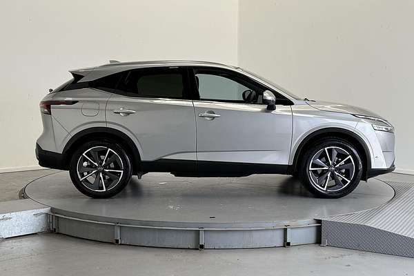 2024 Nissan QASHQAI Ti J12