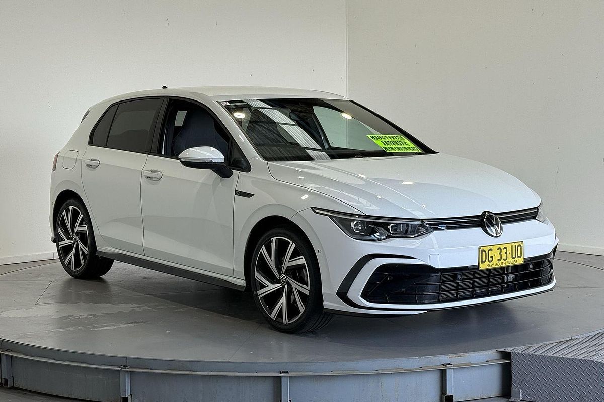 2022 Volkswagen Golf 110TSI R-Line 8