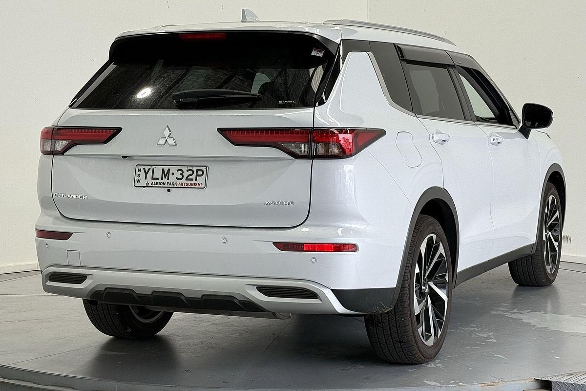 2024 Mitsubishi Outlander Aspire ZM