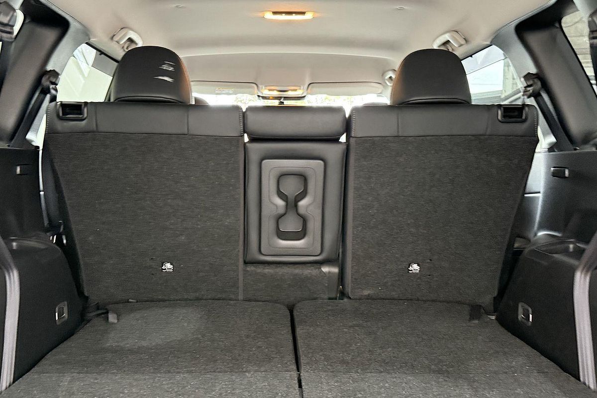 2024 Mitsubishi Outlander Aspire ZM