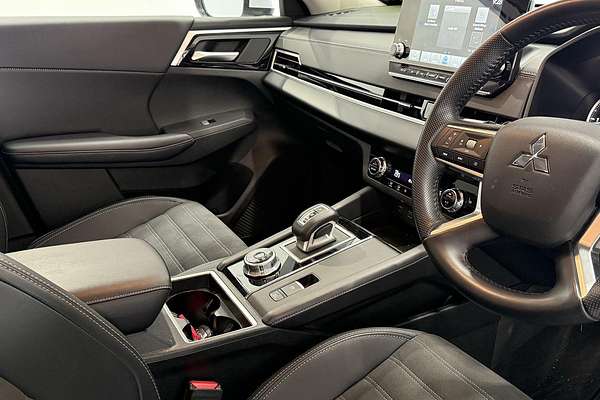 2024 Mitsubishi Outlander Aspire ZM