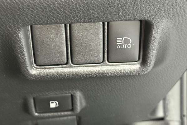 2023 Toyota C-HR GXL NGX10R