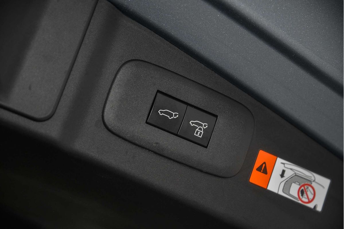 2023 Lexus RZ RZ450e Sports Luxury XEBM15R