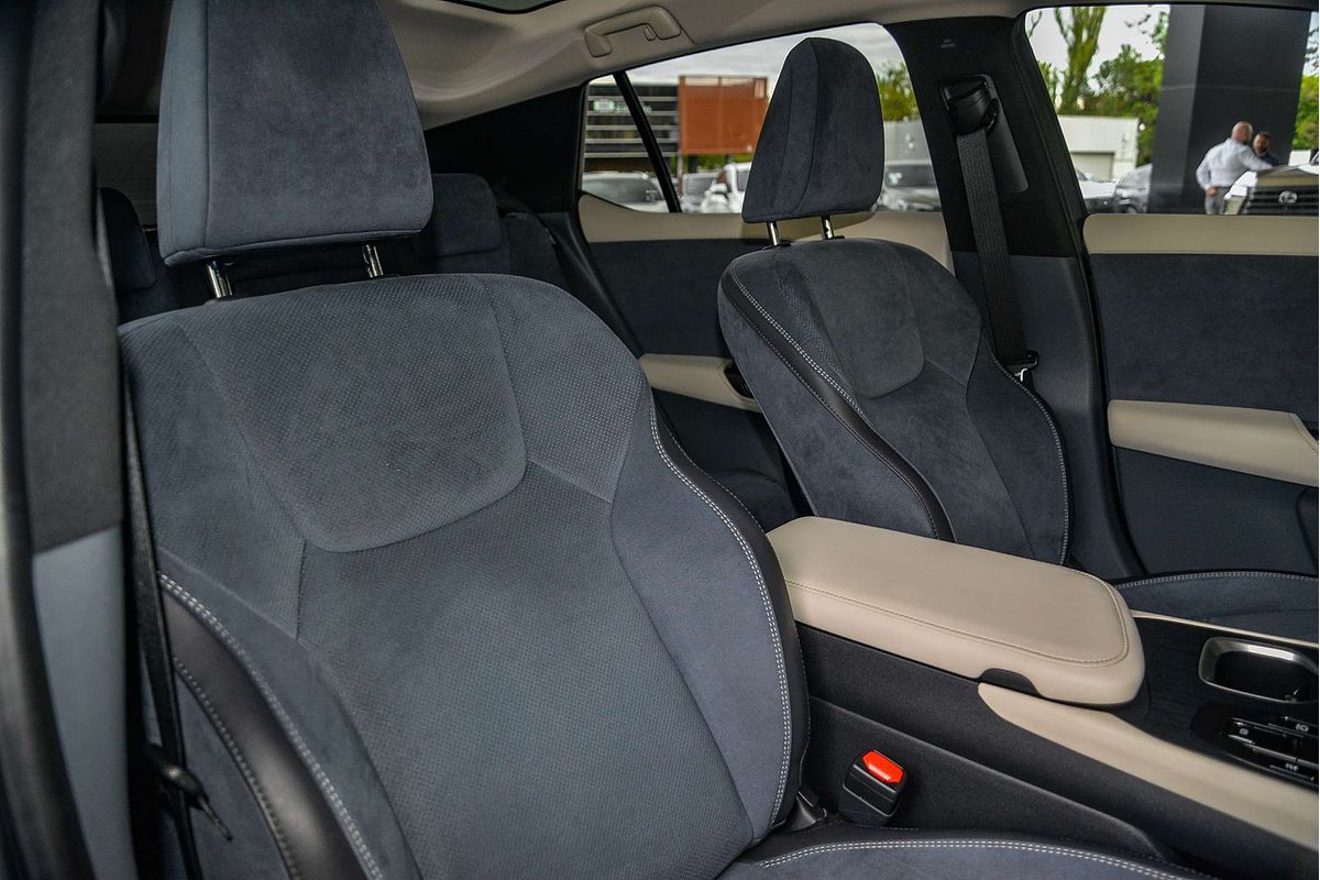 2023 Lexus RZ RZ450e Sports Luxury XEBM15R