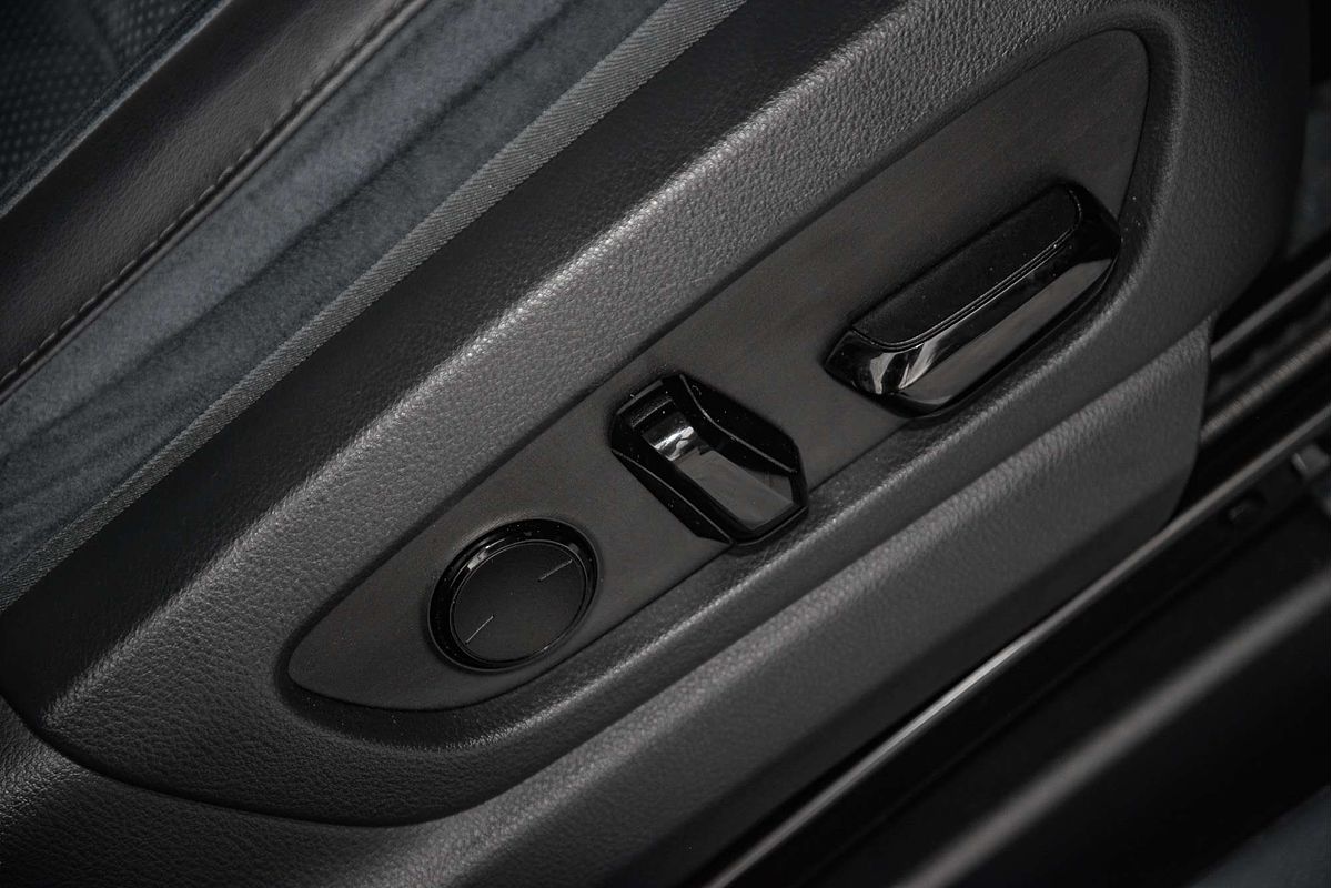 2023 Lexus RZ RZ450e Sports Luxury XEBM15R