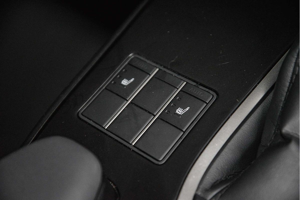 2023 Lexus UX UX200 Luxury MZAA10R