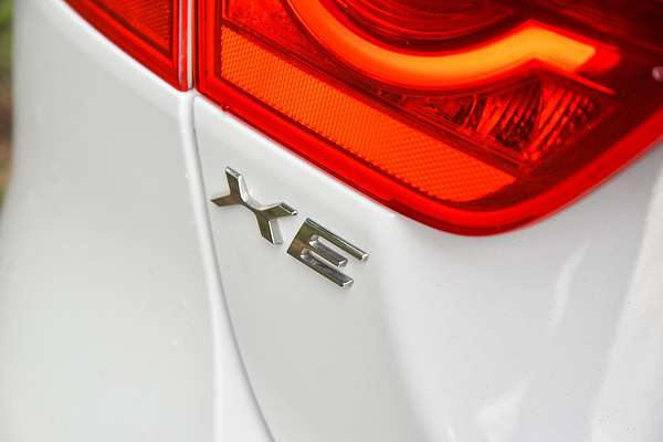 2017 Jaguar XE 20d R-Sport X760