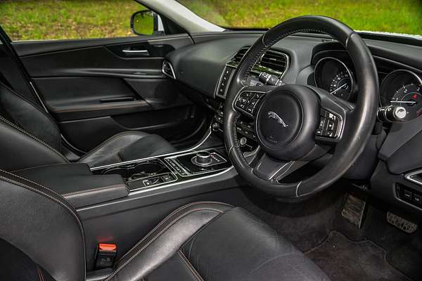 2017 Jaguar XE 20d R-Sport X760