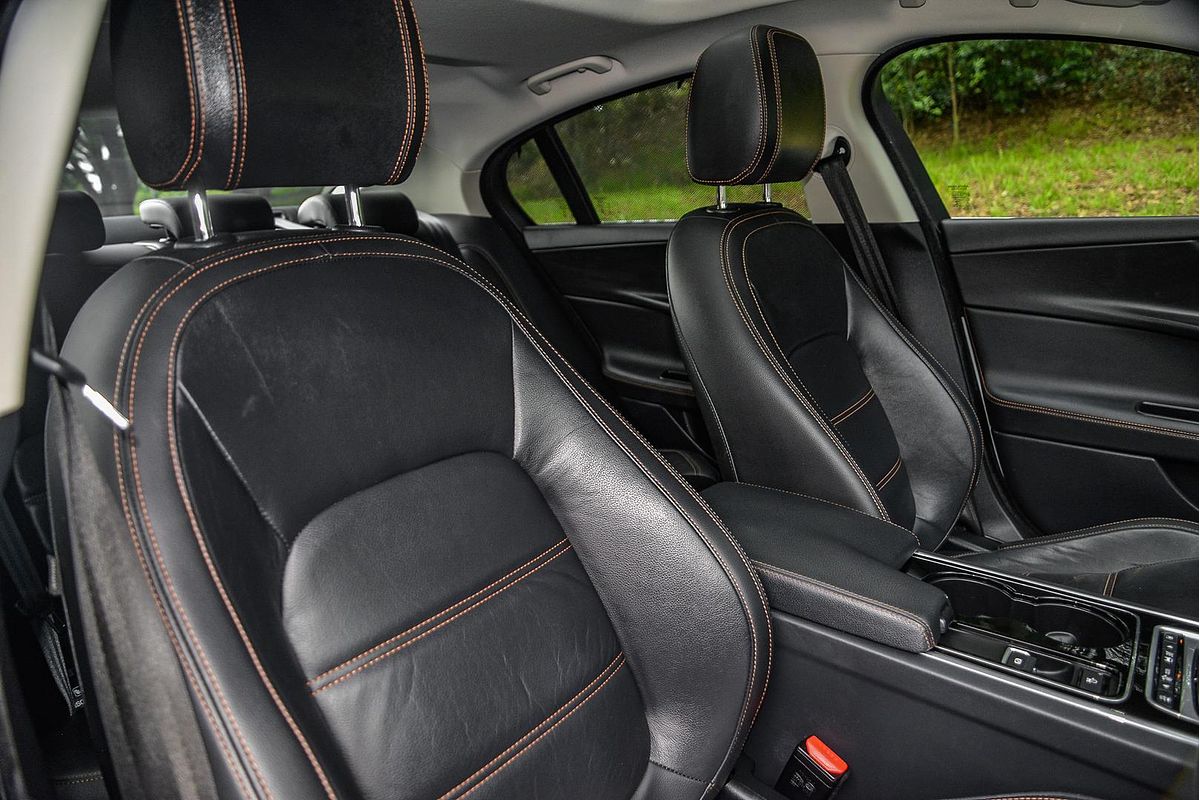 2017 Jaguar XE 20d R-Sport X760