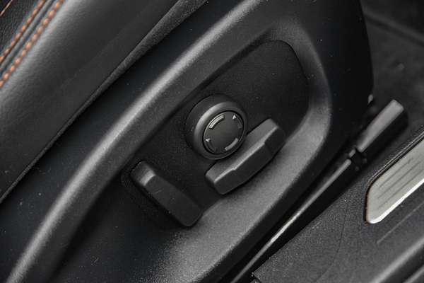 2017 Jaguar XE 20d R-Sport X760