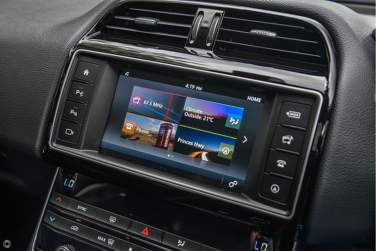 2017 Jaguar XE 20d R-Sport X760