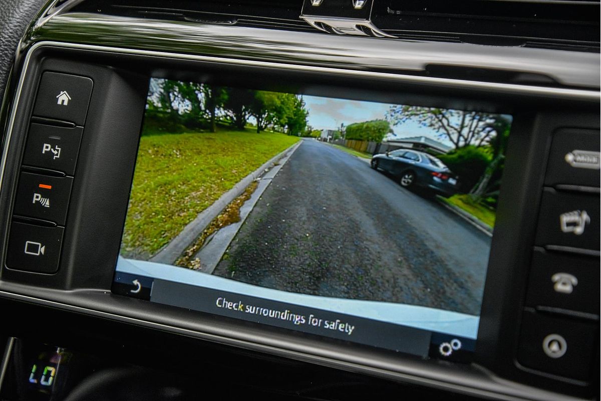 2017 Jaguar XE 20d R-Sport X760