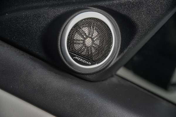 2023 Land Rover Range Rover Evoque P300e Autobiography L551