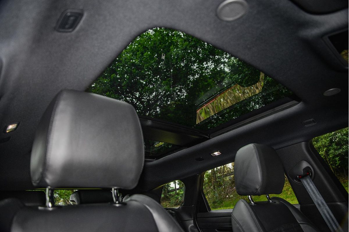 2023 Land Rover Range Rover Evoque P250 R-Dynamic HSE L551