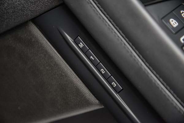 2023 Land Rover Range Rover Evoque P250 R-Dynamic HSE L551