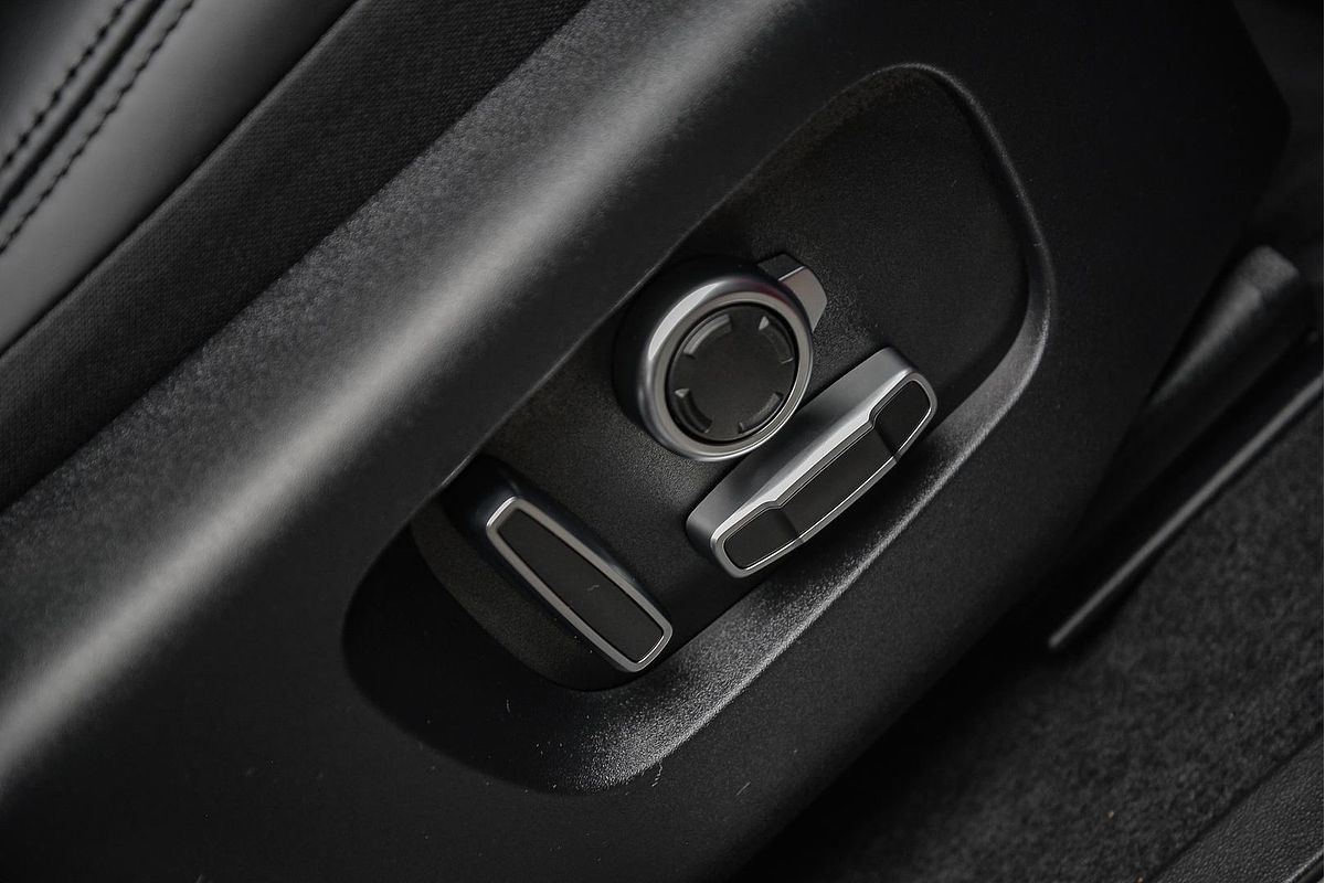 2023 Land Rover Range Rover Evoque P250 R-Dynamic HSE L551