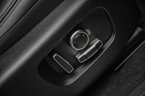 2023 Land Rover Range Rover Evoque P250 R-Dynamic HSE L551