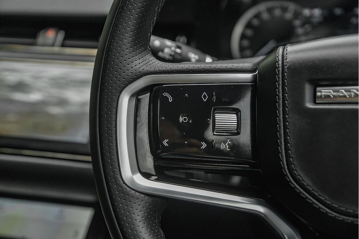 2023 Land Rover Range Rover Evoque P250 R-Dynamic HSE L551