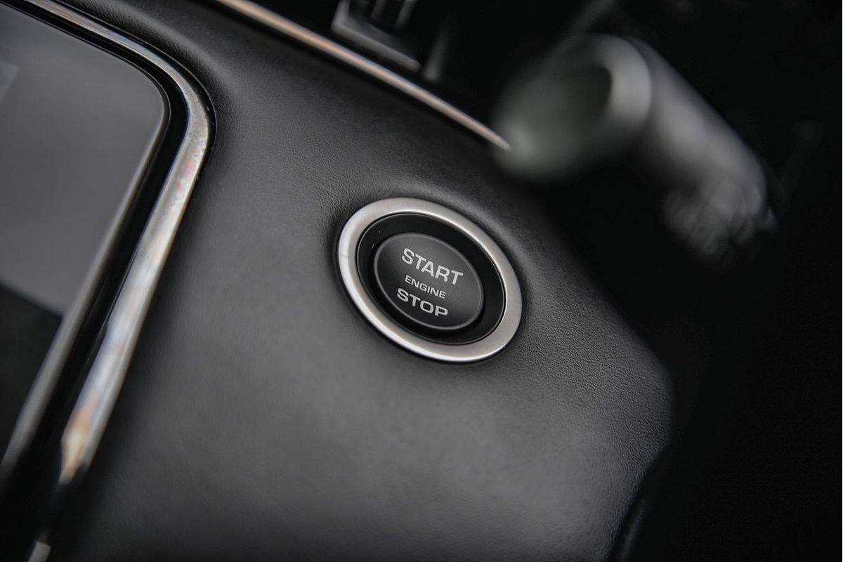 2023 Land Rover Range Rover Evoque P250 R-Dynamic HSE L551