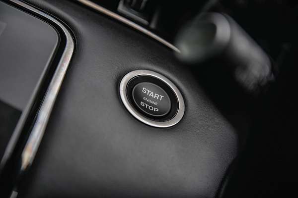 2023 Land Rover Range Rover Evoque P250 R-Dynamic HSE L551