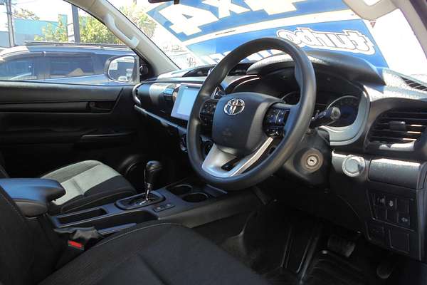 2020 Toyota Hilux SR GUN126R 4X4