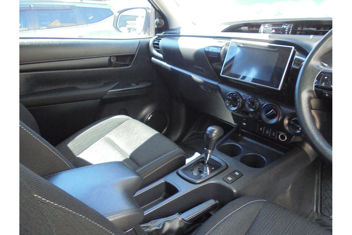 2020 Toyota Hilux SR GUN126R 4X4