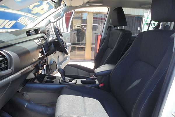 2020 Toyota Hilux SR GUN126R 4X4