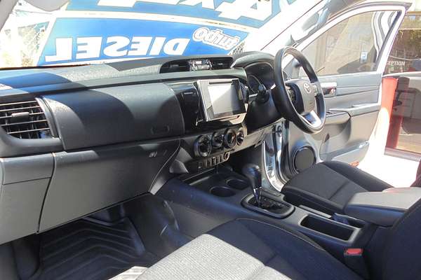 2020 Toyota Hilux SR GUN126R 4X4