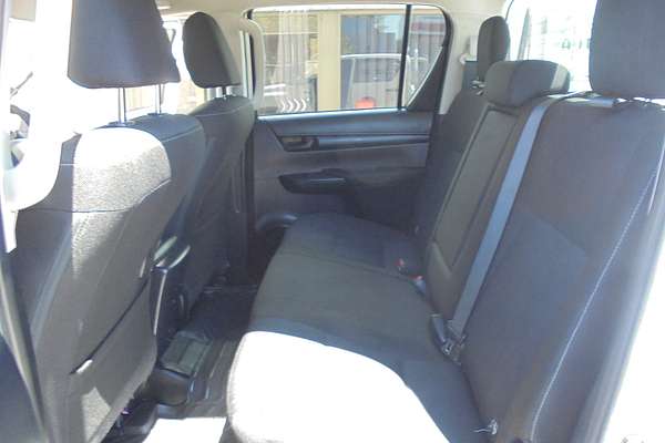 2020 Toyota Hilux SR GUN126R 4X4