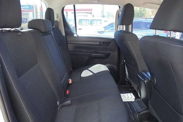 2020 Toyota Hilux SR GUN126R 4X4