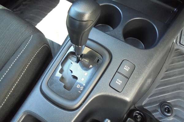 2020 Toyota Hilux SR GUN126R 4X4