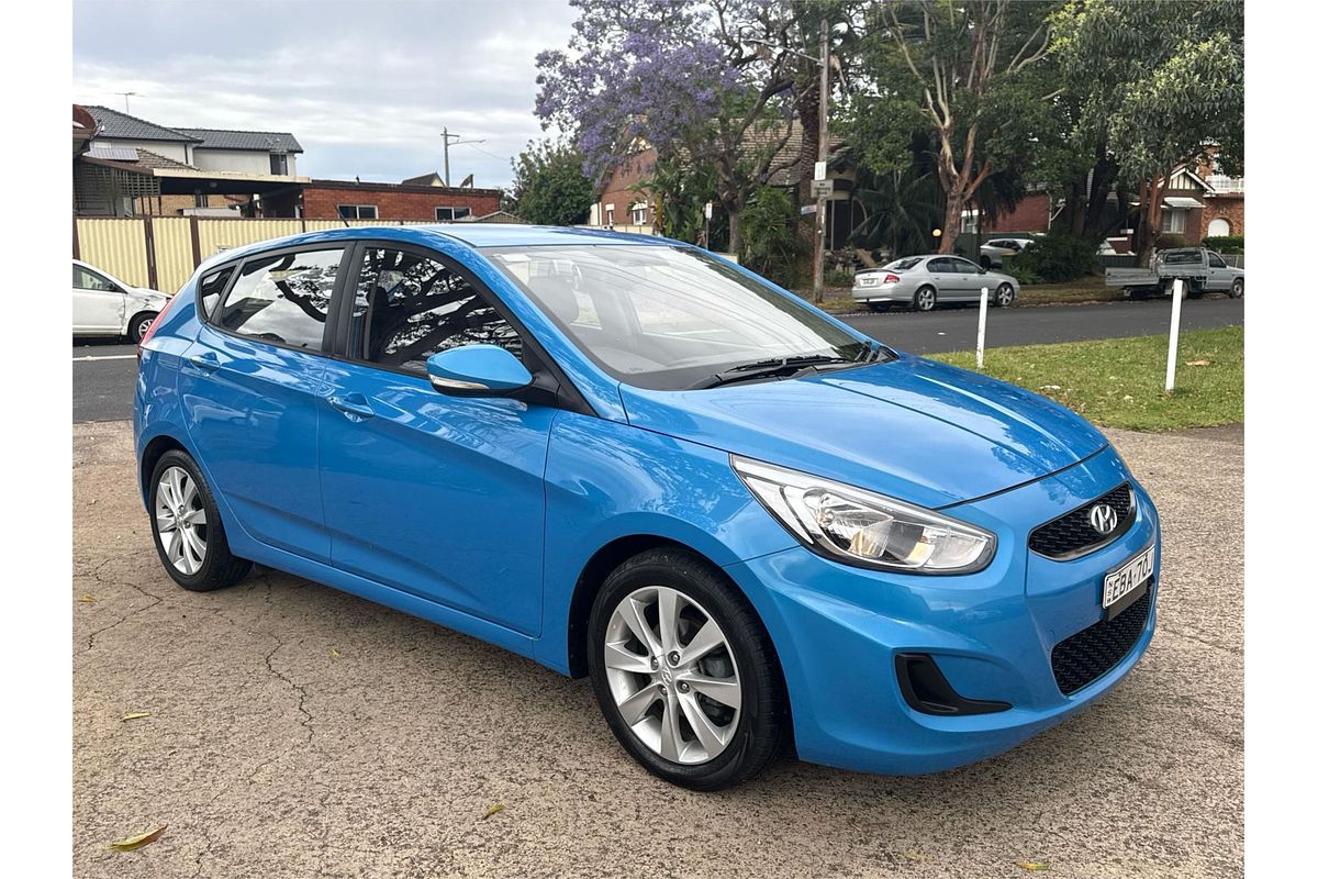 2017 Hyundai Accent Sport RB6