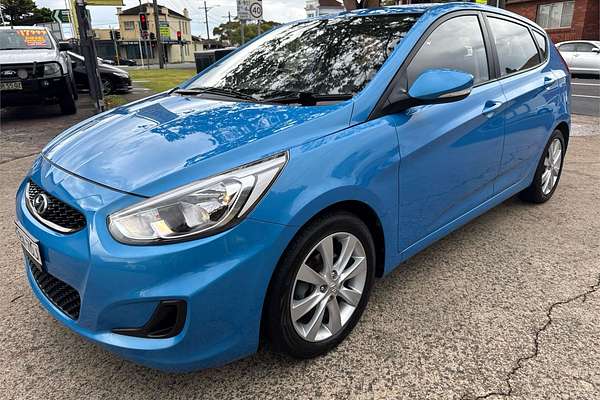 2017 Hyundai Accent Sport RB6