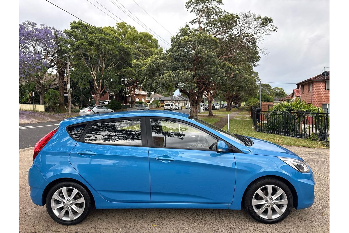 2017 Hyundai Accent Sport RB6