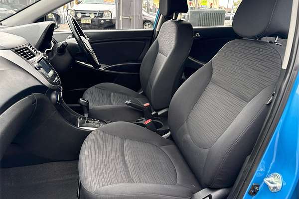 2017 Hyundai Accent Sport RB6