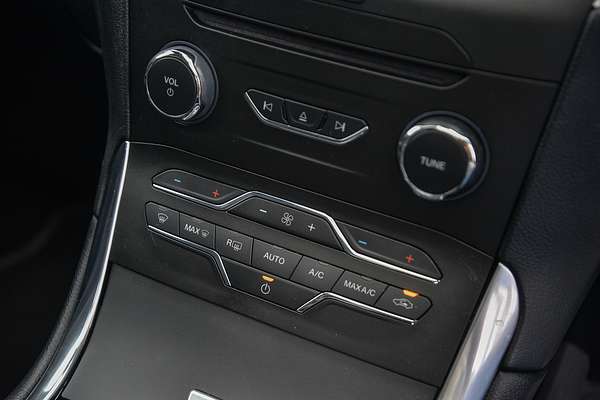 2019 Ford Endura ST-Line CA