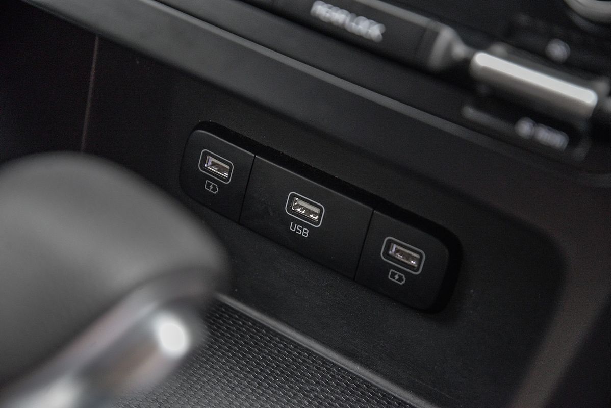 2022 Kia Carnival S KA4