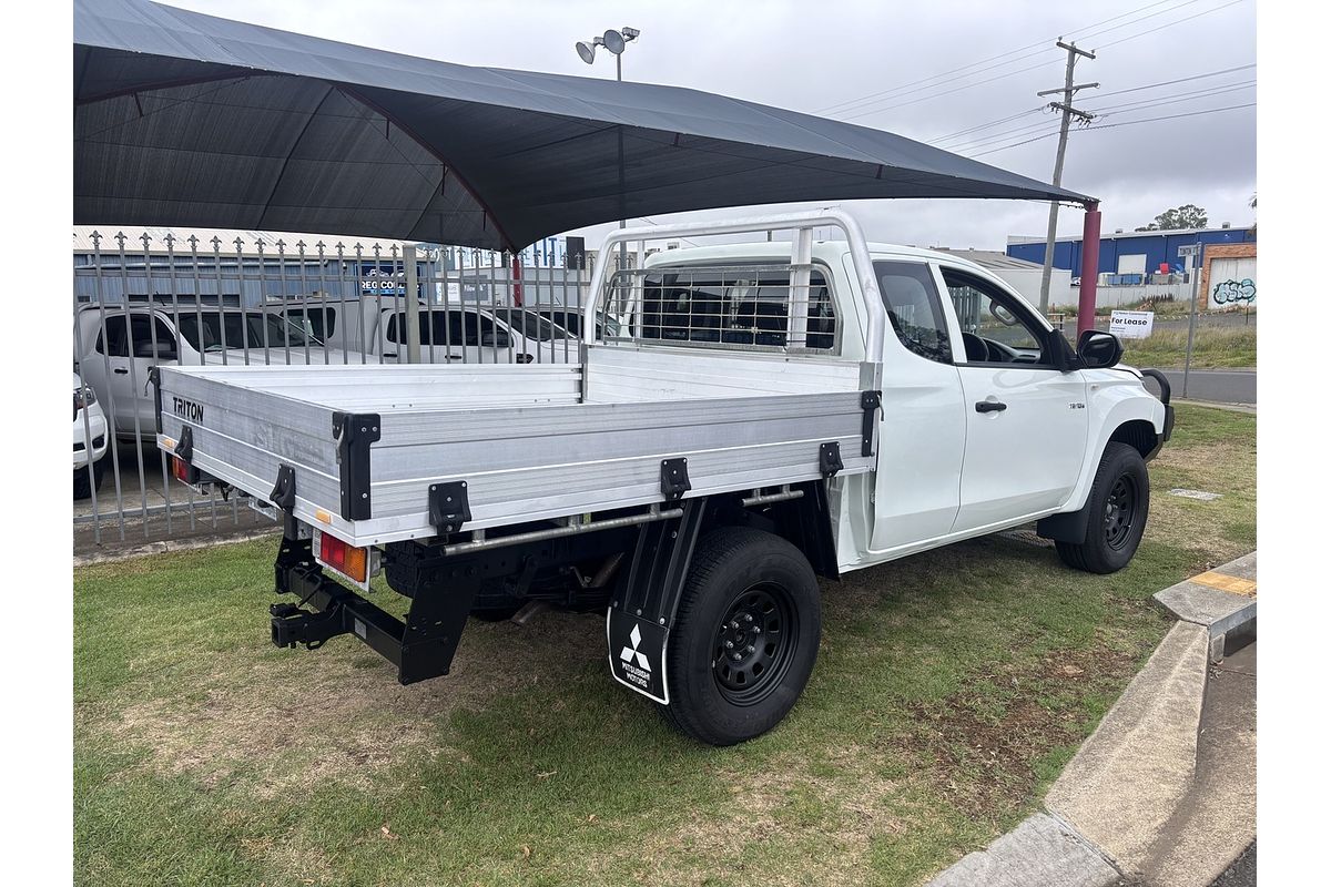 2019 Mitsubishi Triton GLX ADAS MR 4X4