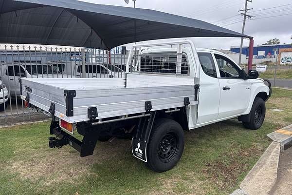 2019 Mitsubishi Triton GLX ADAS MR 4X4