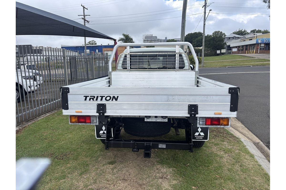 2019 Mitsubishi Triton GLX ADAS MR 4X4