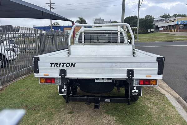 2019 Mitsubishi Triton GLX ADAS MR 4X4
