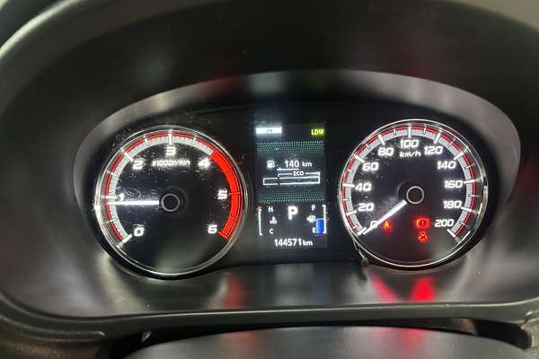 2019 Mitsubishi Triton GLX ADAS MR 4X4