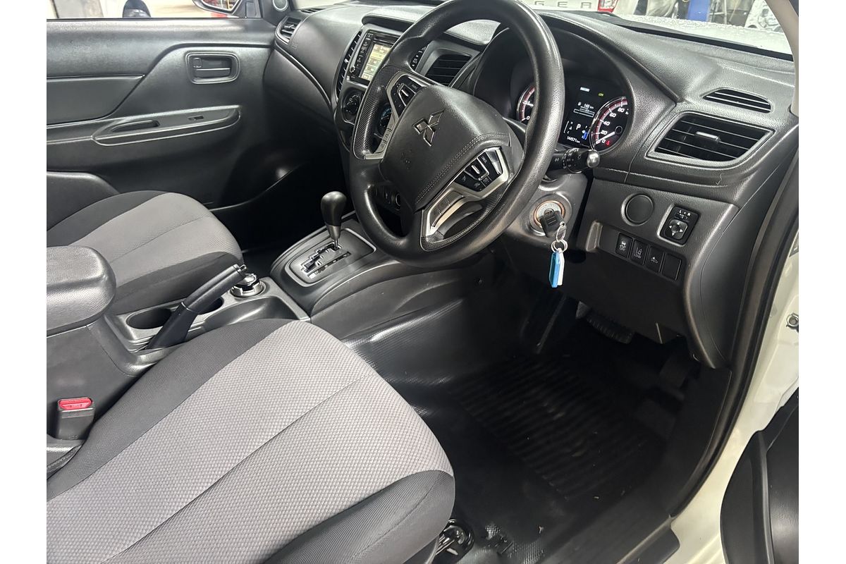 2019 Mitsubishi Triton GLX ADAS MR 4X4