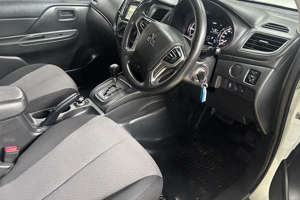 2019 Mitsubishi Triton GLX ADAS MR 4X4