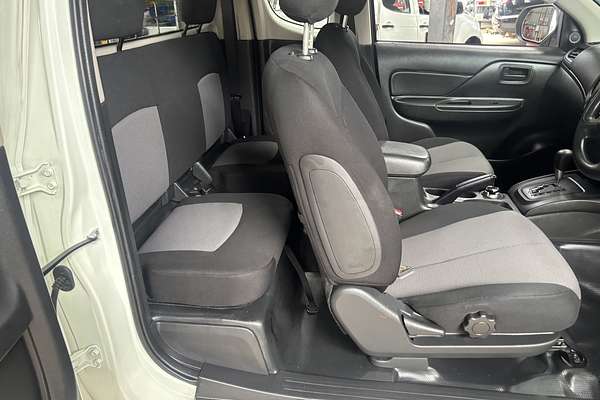 2019 Mitsubishi Triton GLX ADAS MR 4X4