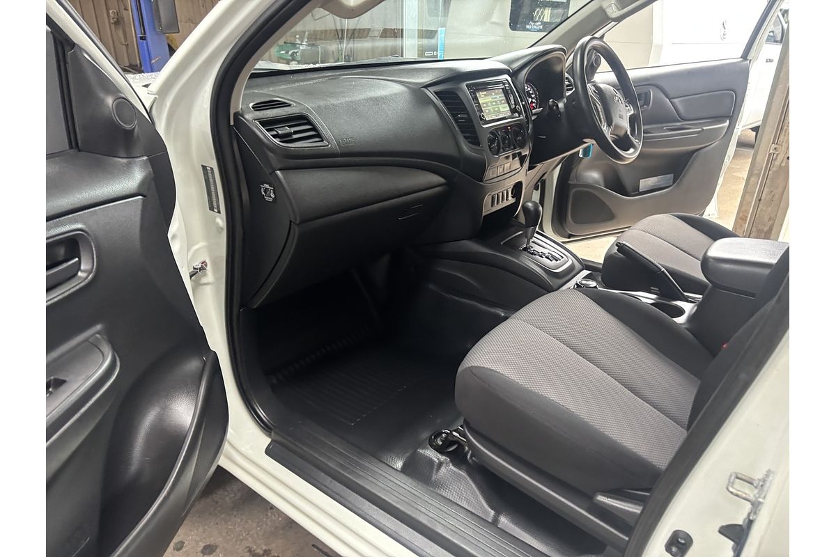 2019 Mitsubishi Triton GLX ADAS MR 4X4