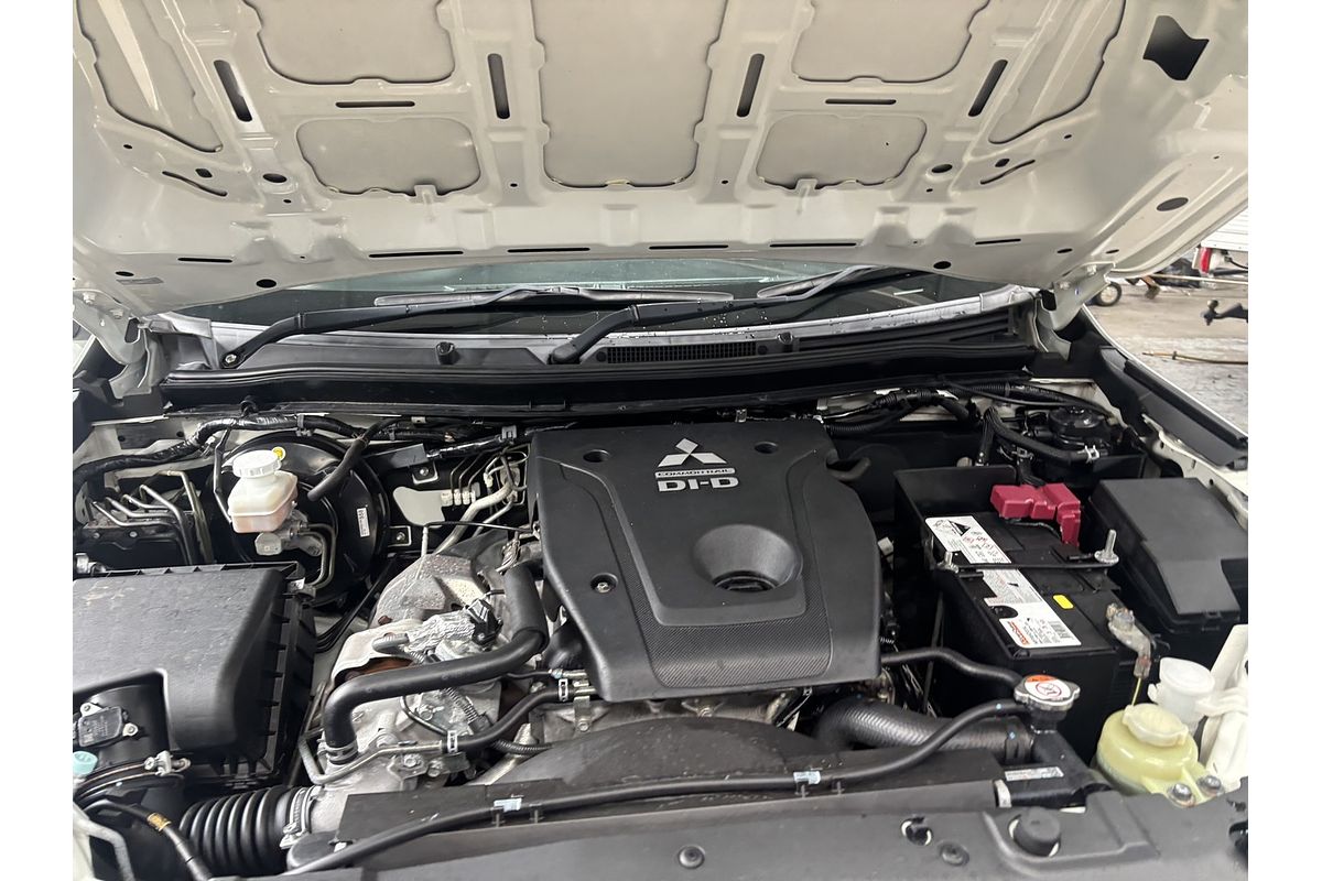 2019 Mitsubishi Triton GLX ADAS MR 4X4