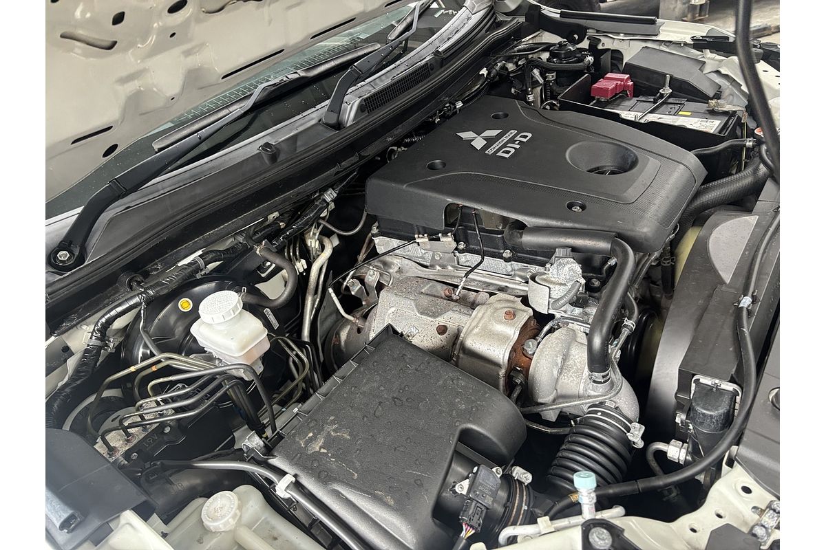 2019 Mitsubishi Triton GLX ADAS MR 4X4