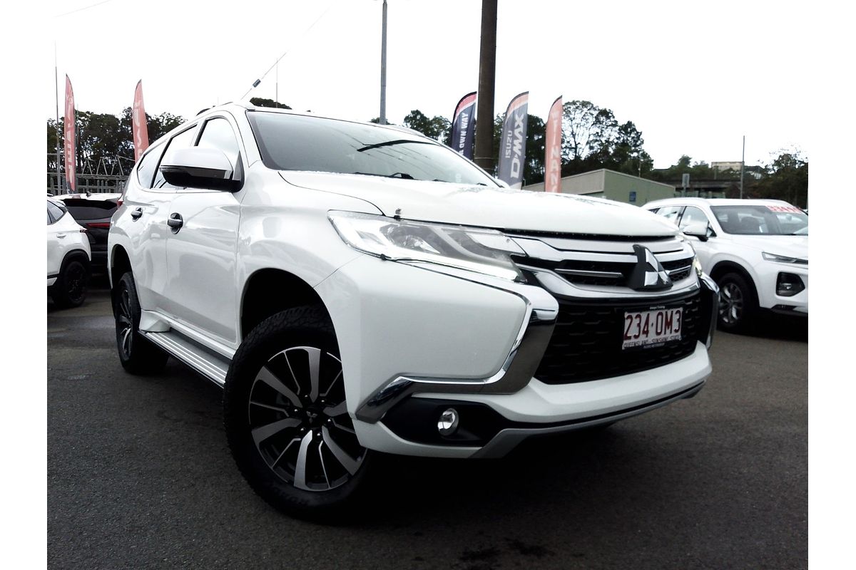 2017 Mitsubishi Pajero Sport GLX QE