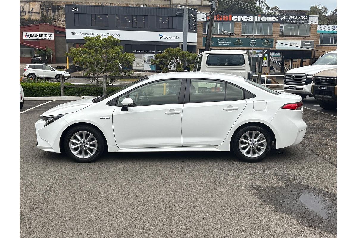 2022 Toyota Corolla Ascent Sport Hybrid ZWE211R
